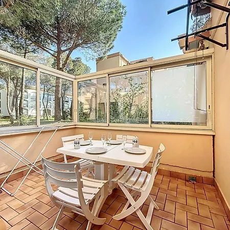 Apartment 3653-studio Climatise Avec Terrasse A 400m De La